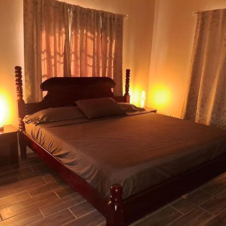 Banyan Rose Room 3 Orange Walk 外观 照片