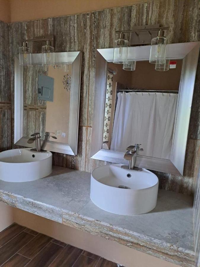 Banyan Rose Room 3 Orange Walk 外观 照片